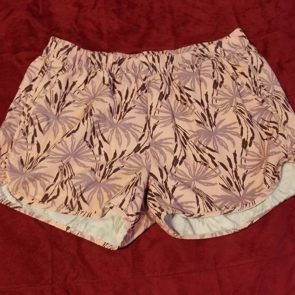 Madewell Short embroidered curved Size S Color Pink - Picture 1 of 9